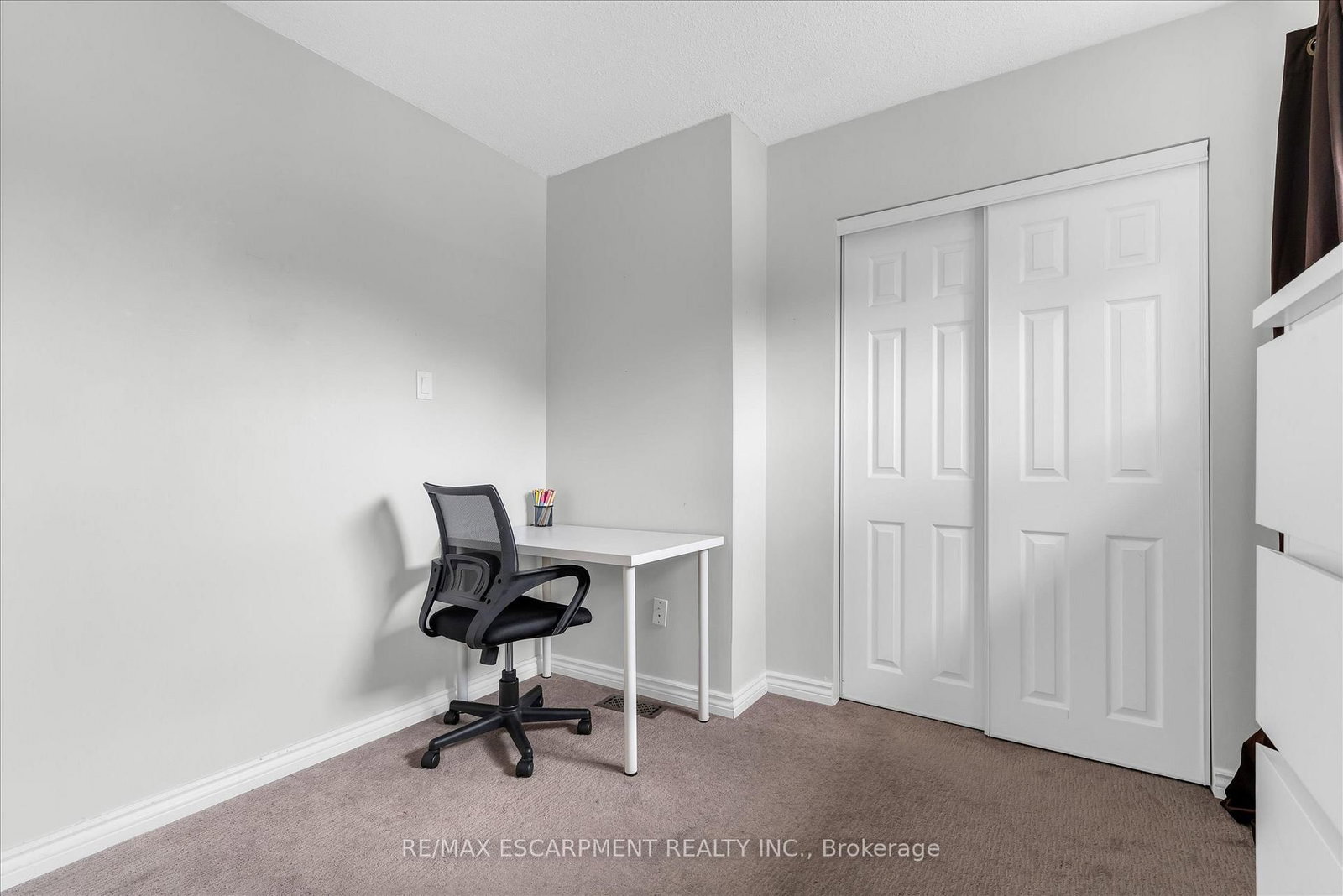 86 Golden Orchard Drive • Hamilton, ON photo 18