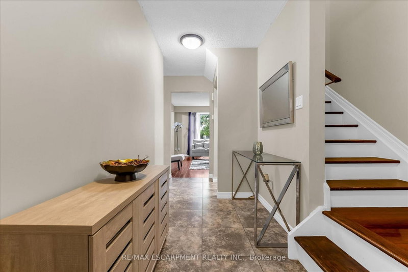 86 Golden Orchard Drive