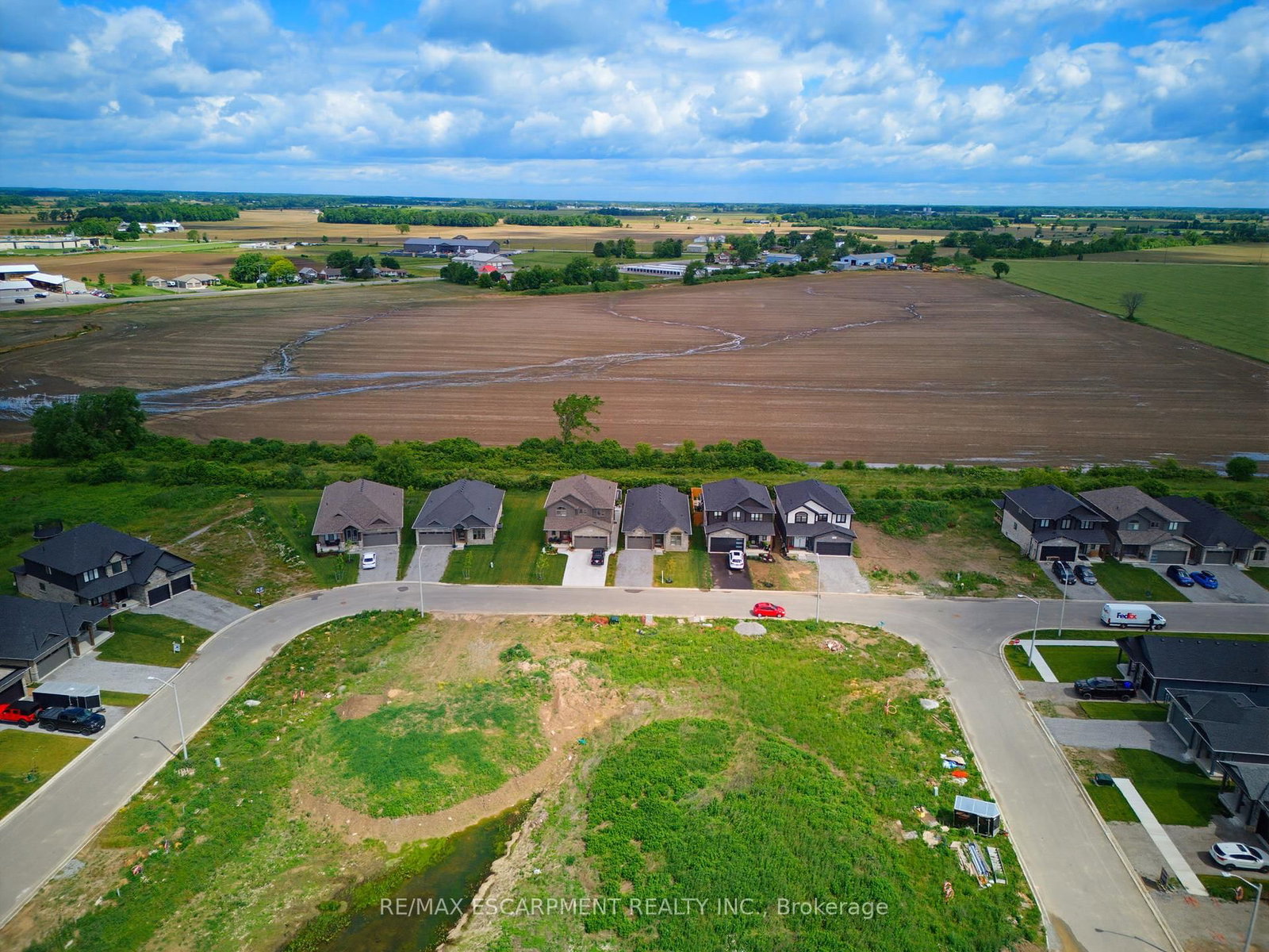 131 Craddock Boulevard • Haldimand, ON photo 5