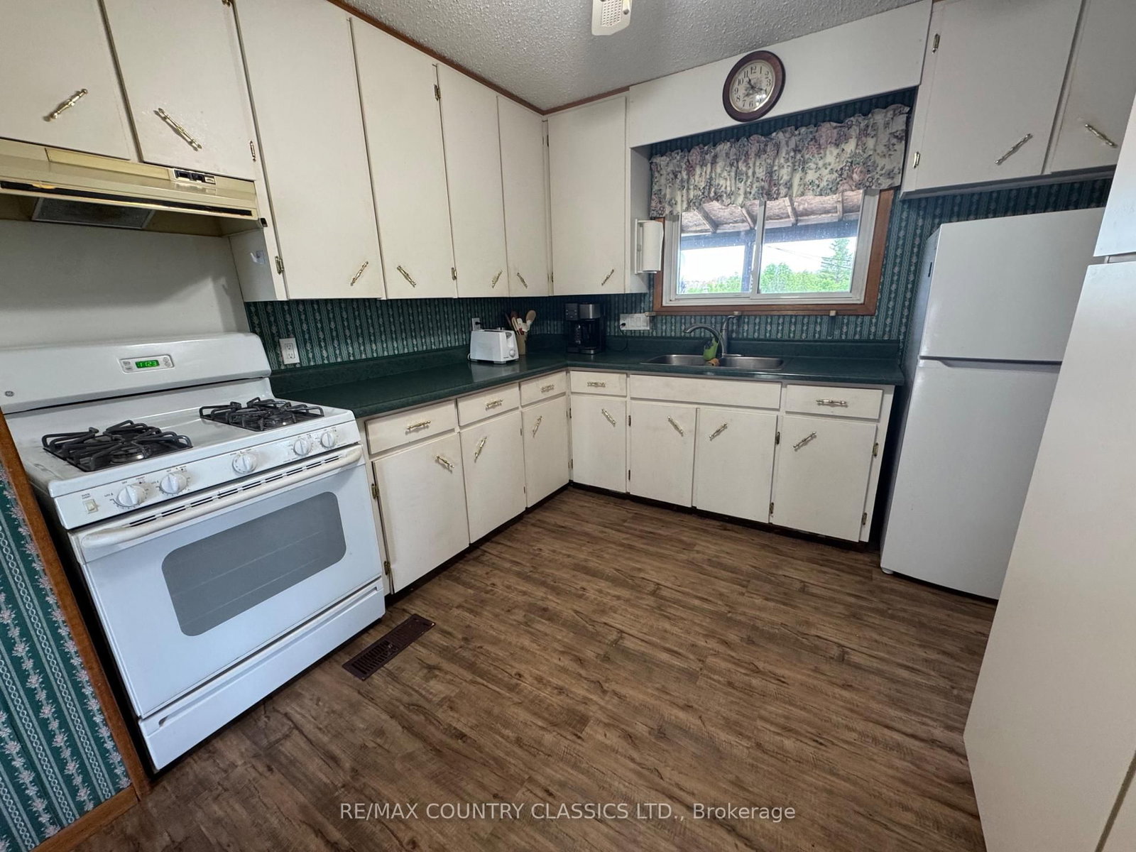 18 Soikie Road • Tweed, ON photo 9