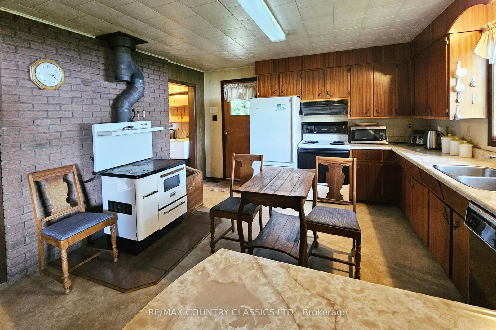 107 Maika Road • Combermere, ON photo 10