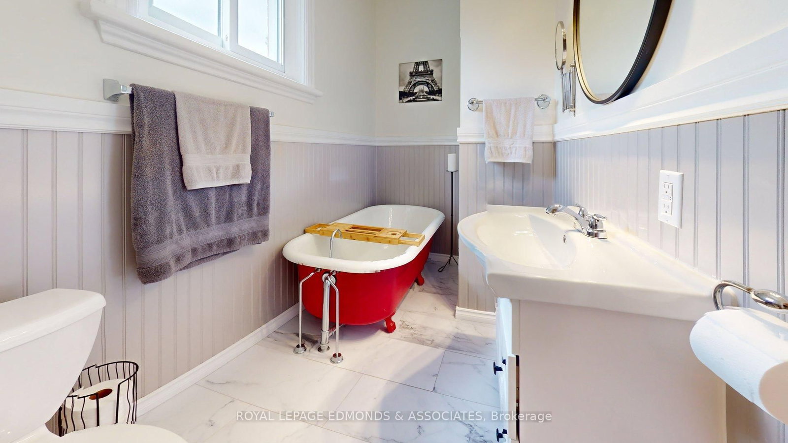 375 Centre Street • Pembroke, ON photo 38