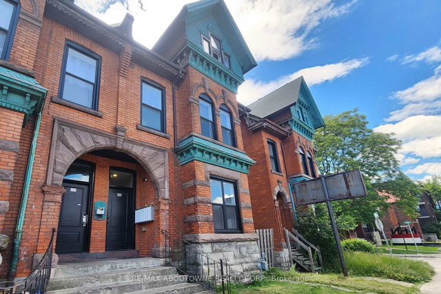 1A - 498 Main Street E
