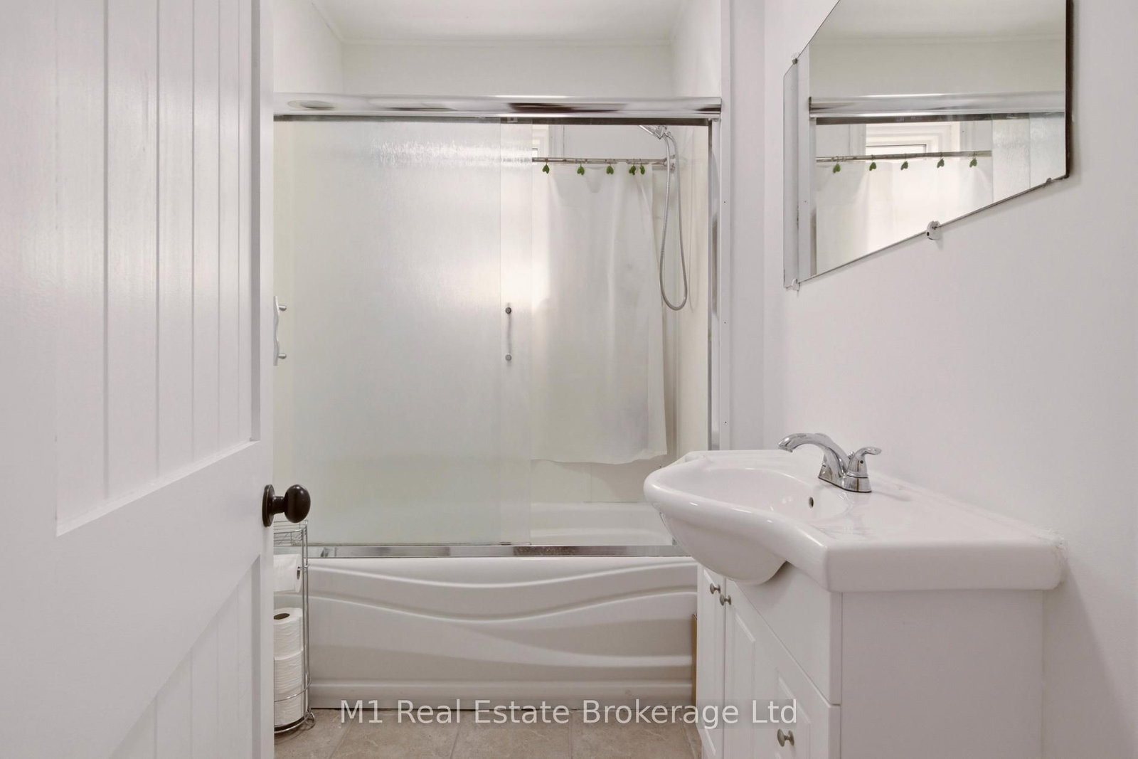 204 E King Street • Wellington North, ON photo 17