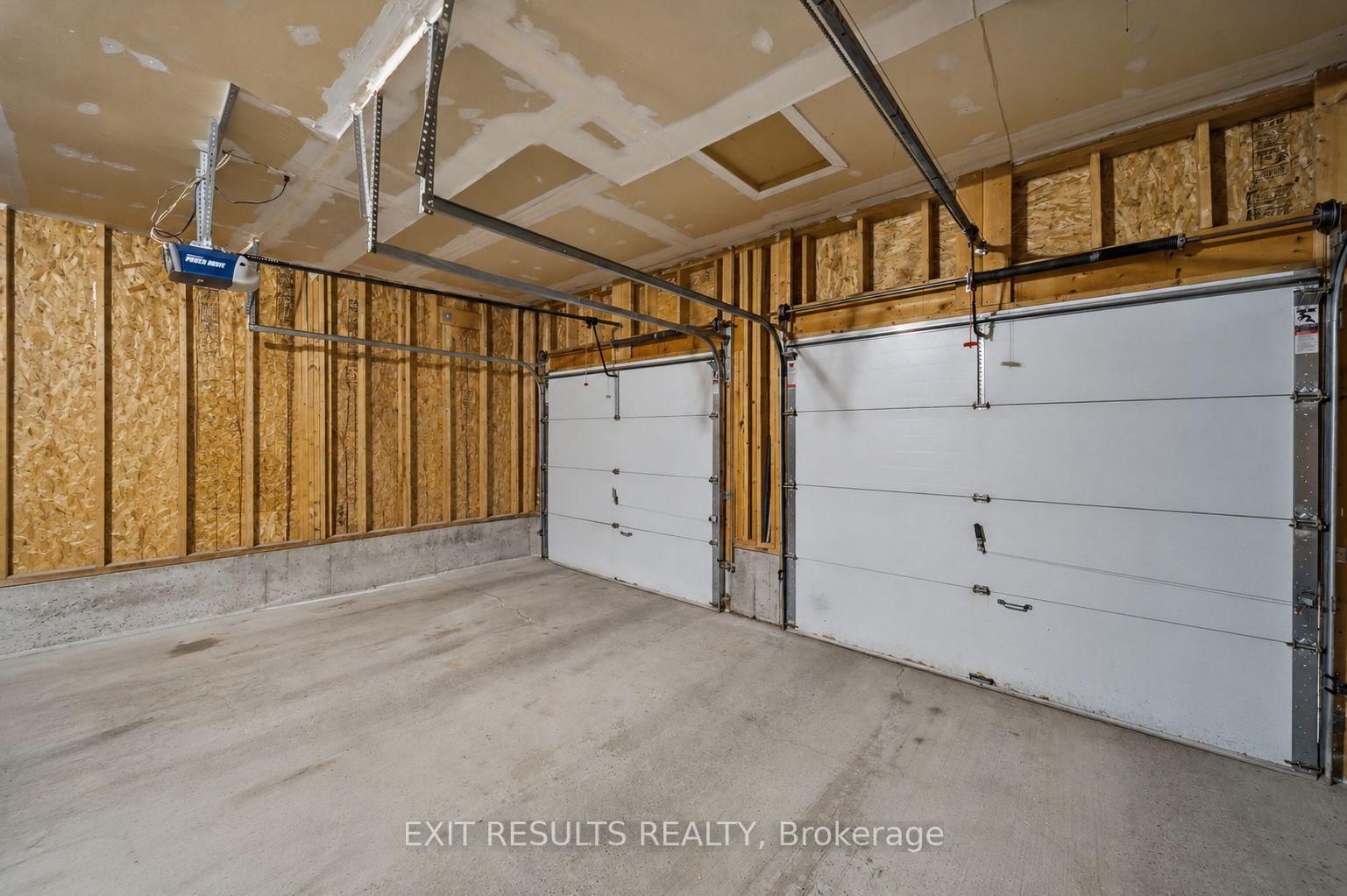 5B KEMP Drive • Ottawa, ON photo 40