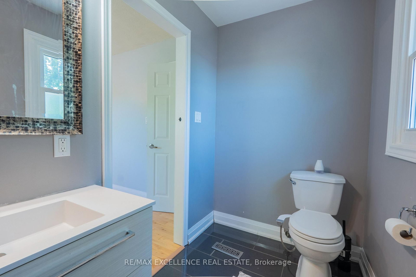 27 WADSWORTH Drive • Ingersoll, ON photo 22
