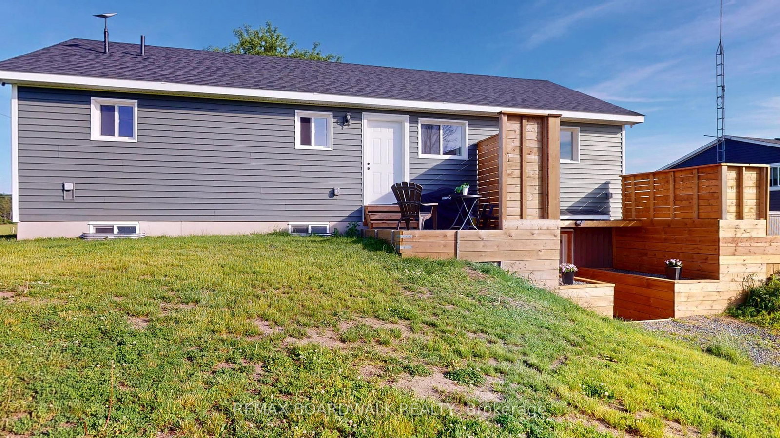 1300 Brouseville Road • Edwardsburgh/Cardinal, ON photo 3
