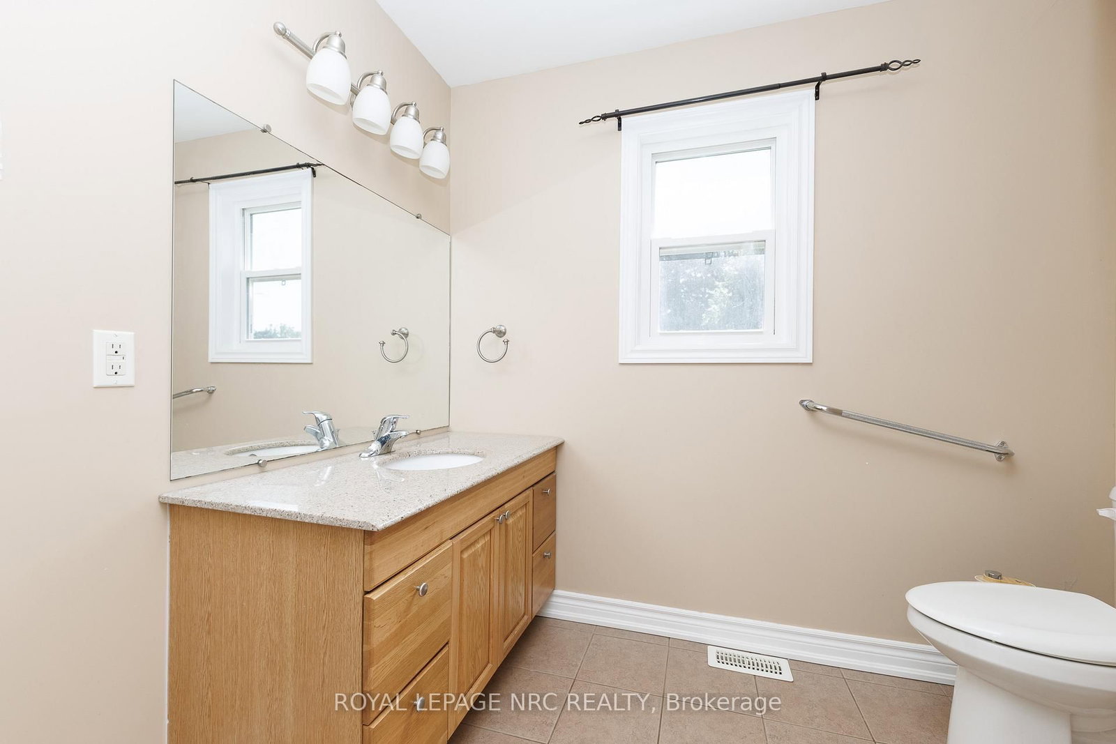 3090 Dorchester Road • Niagara Falls, ON photo 30
