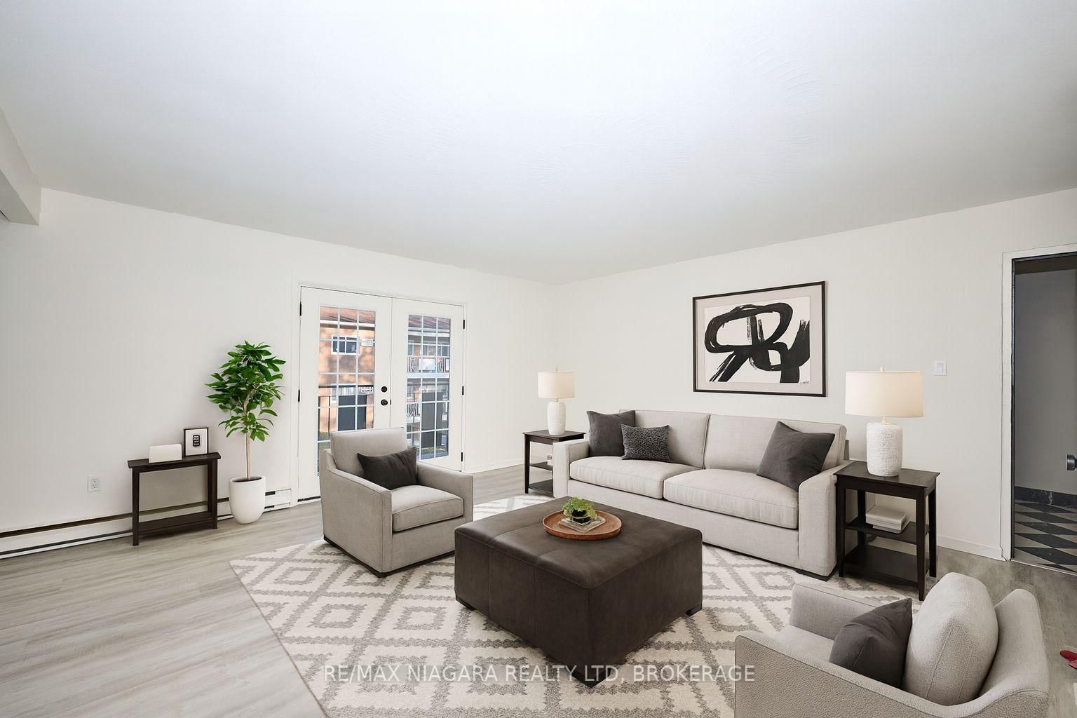 Unit 9 - 141 Plymouth Road, Welland
