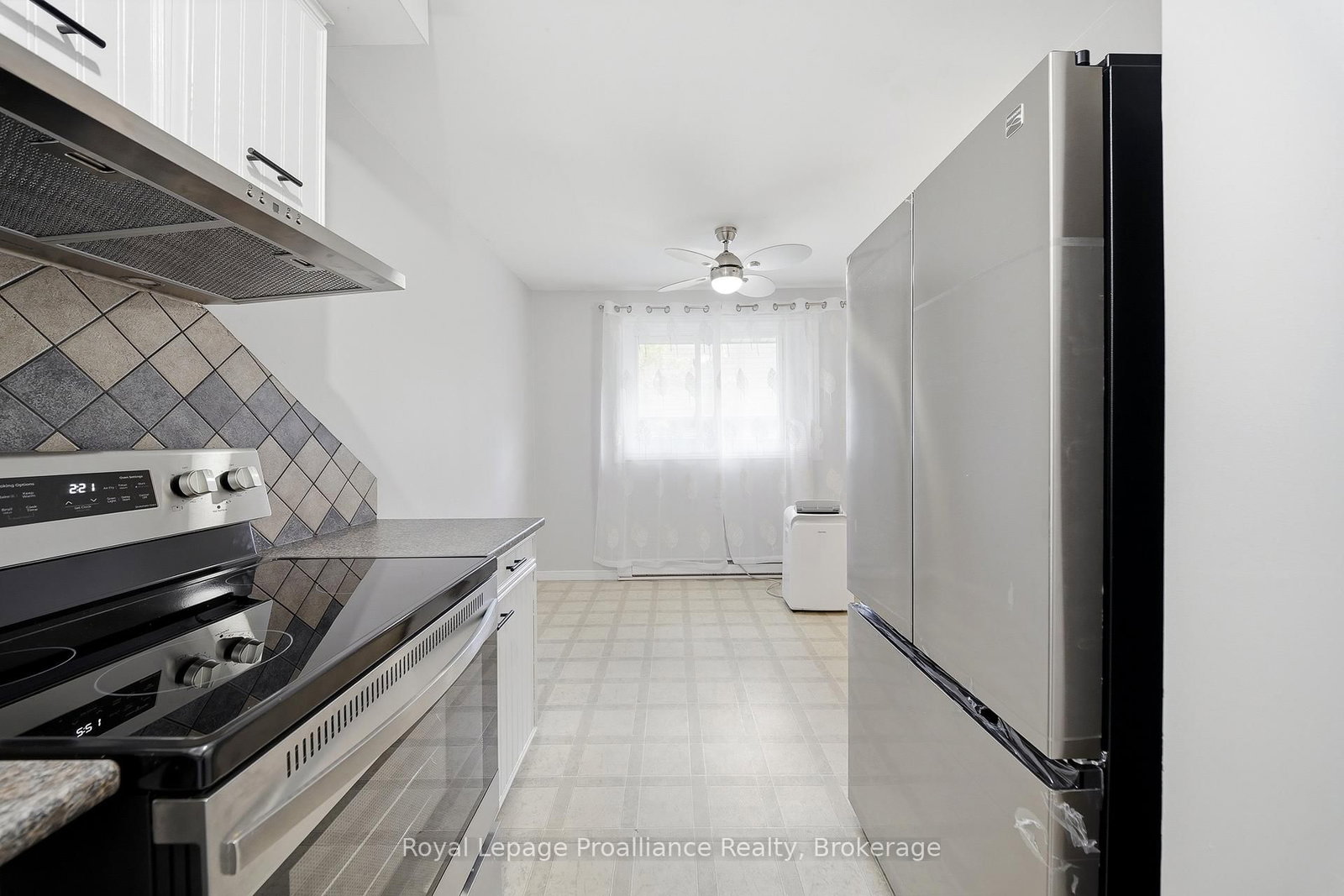 19 Prince of Wales Drive • #B • Belleville, ON photo 8