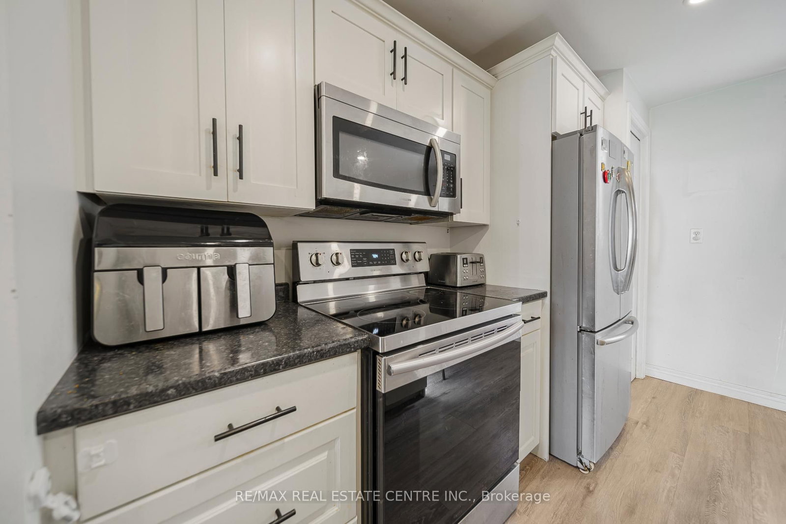 24 Park Street • Aylmer, ON photo 14
