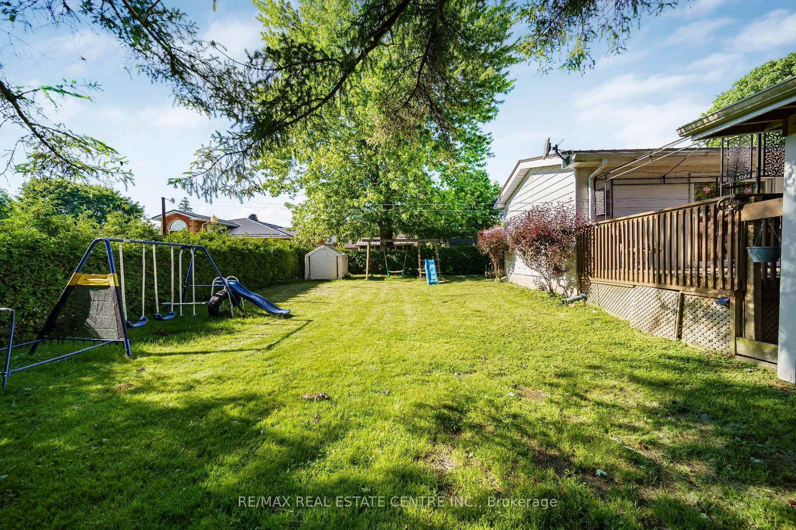 24 Park Street • Aylmer, ON photo 39