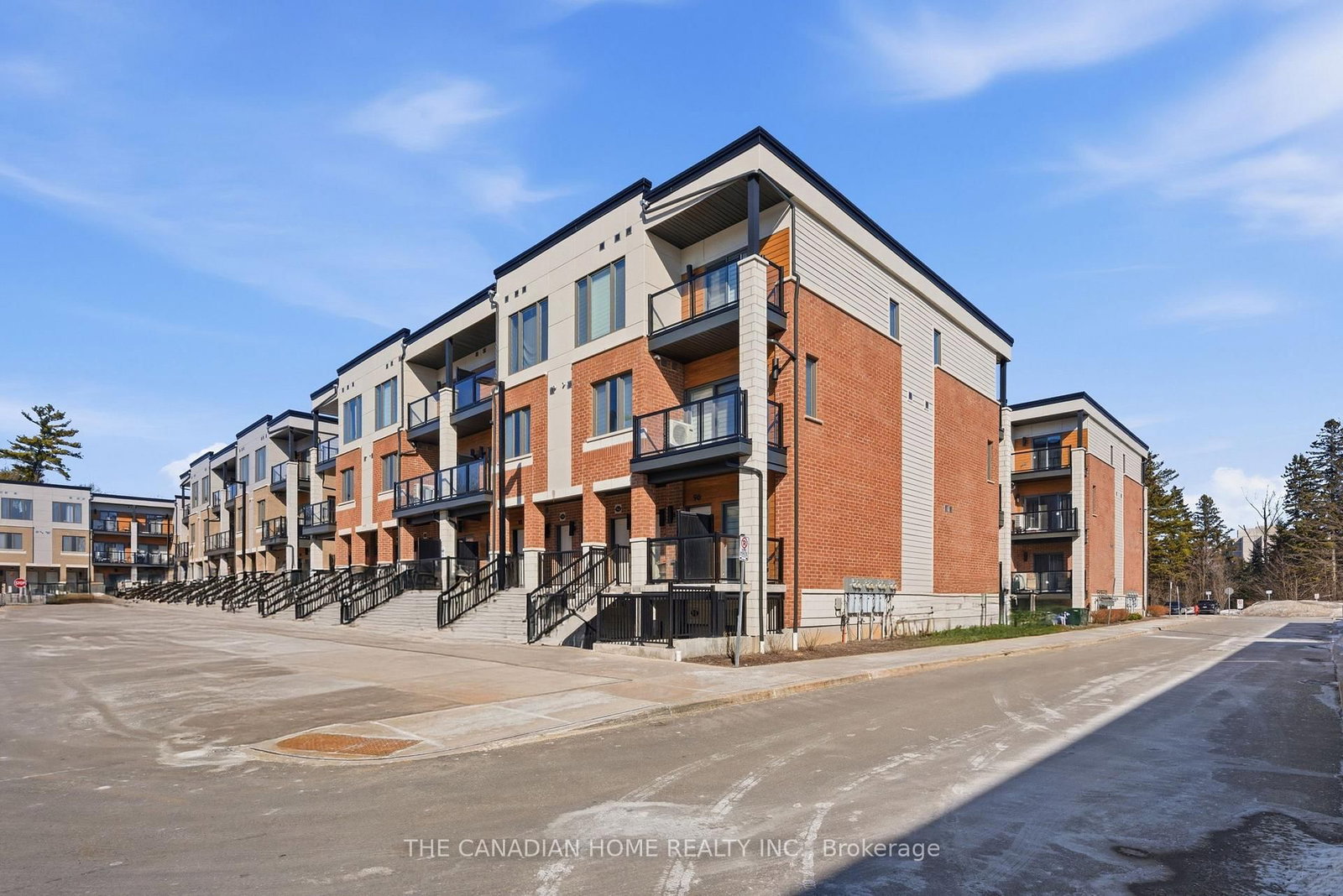 25 ISHERWOOD Avenue • #81 • Cambridge, ON photo 3