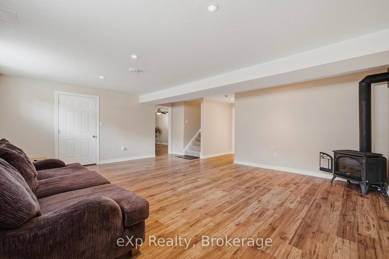 180 Ruby's Crescent • Wellington North, ON photo 19