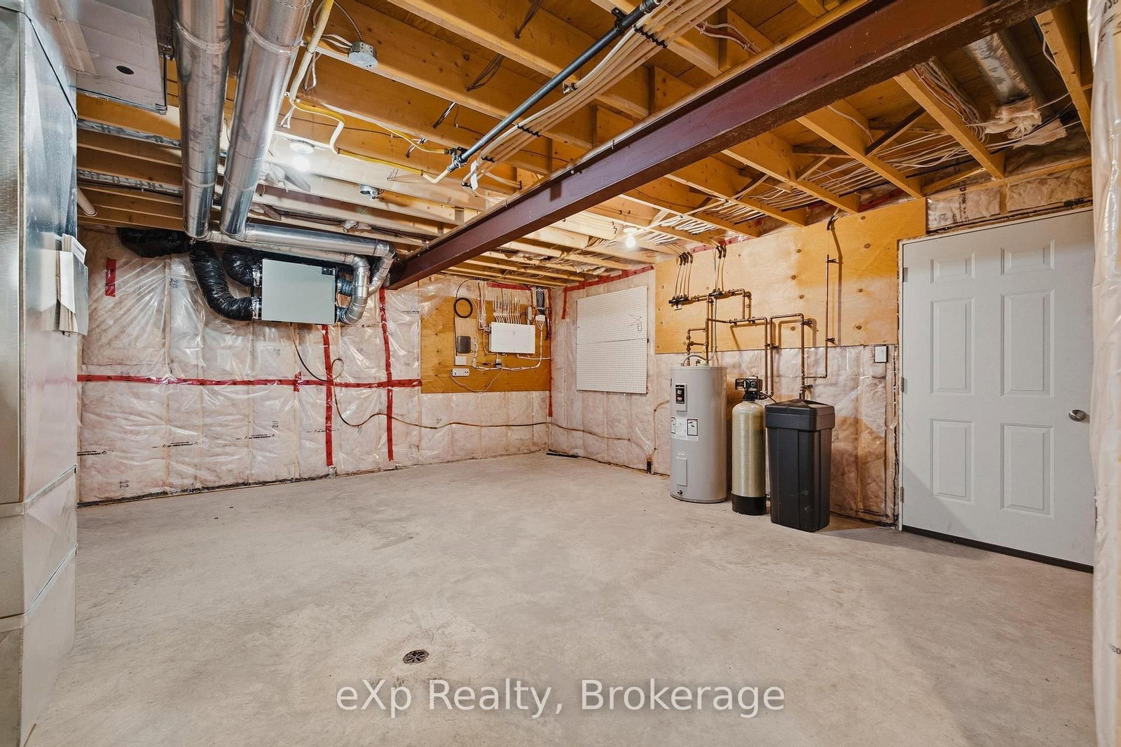 180 Ruby's Crescent • Wellington North, ON photo 23