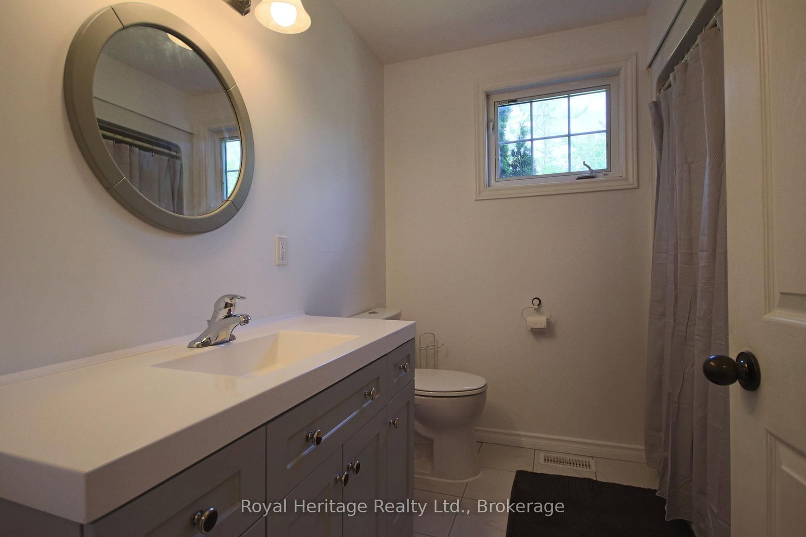 15 Oakwood Drive • Kawartha Lakes, ON photo 12
