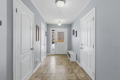71 Truax Street • Kawartha Lakes, ON photo 2