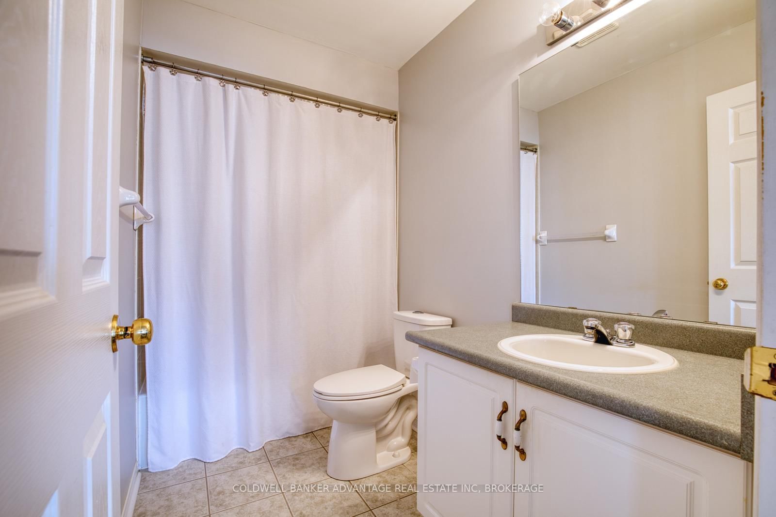 800 Paramount Drive • #2 • Hamilton, ON photo 18
