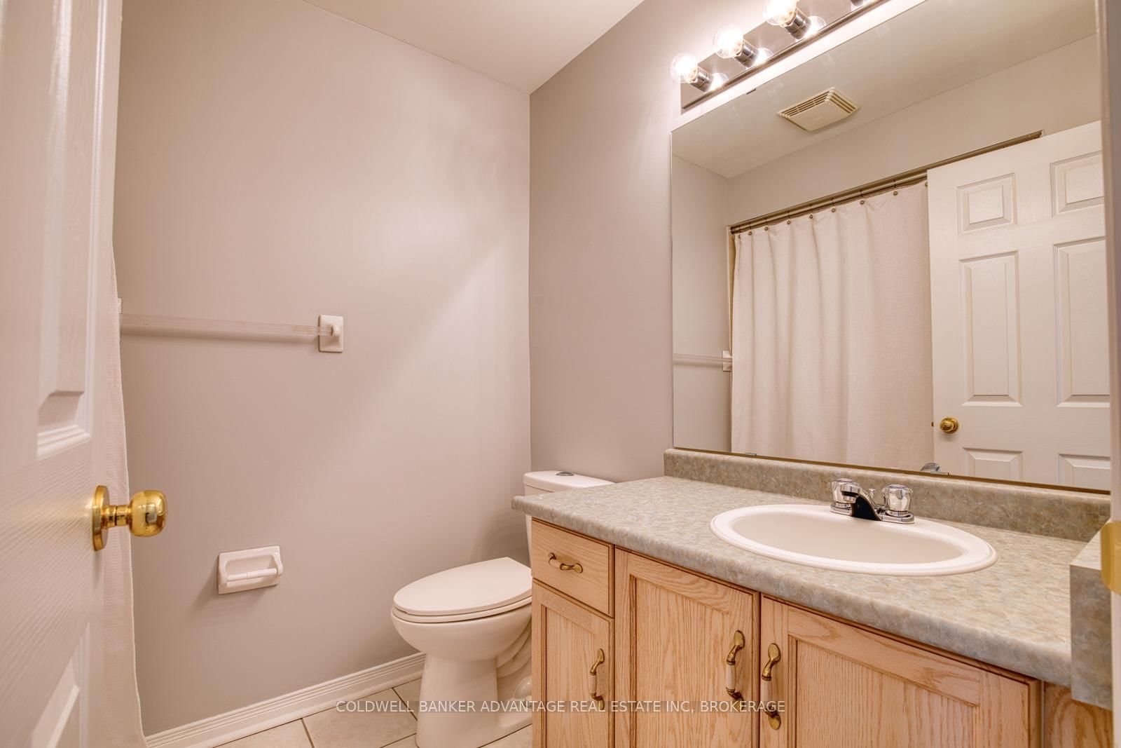 800 Paramount Drive • #2 • Hamilton, ON photo 21