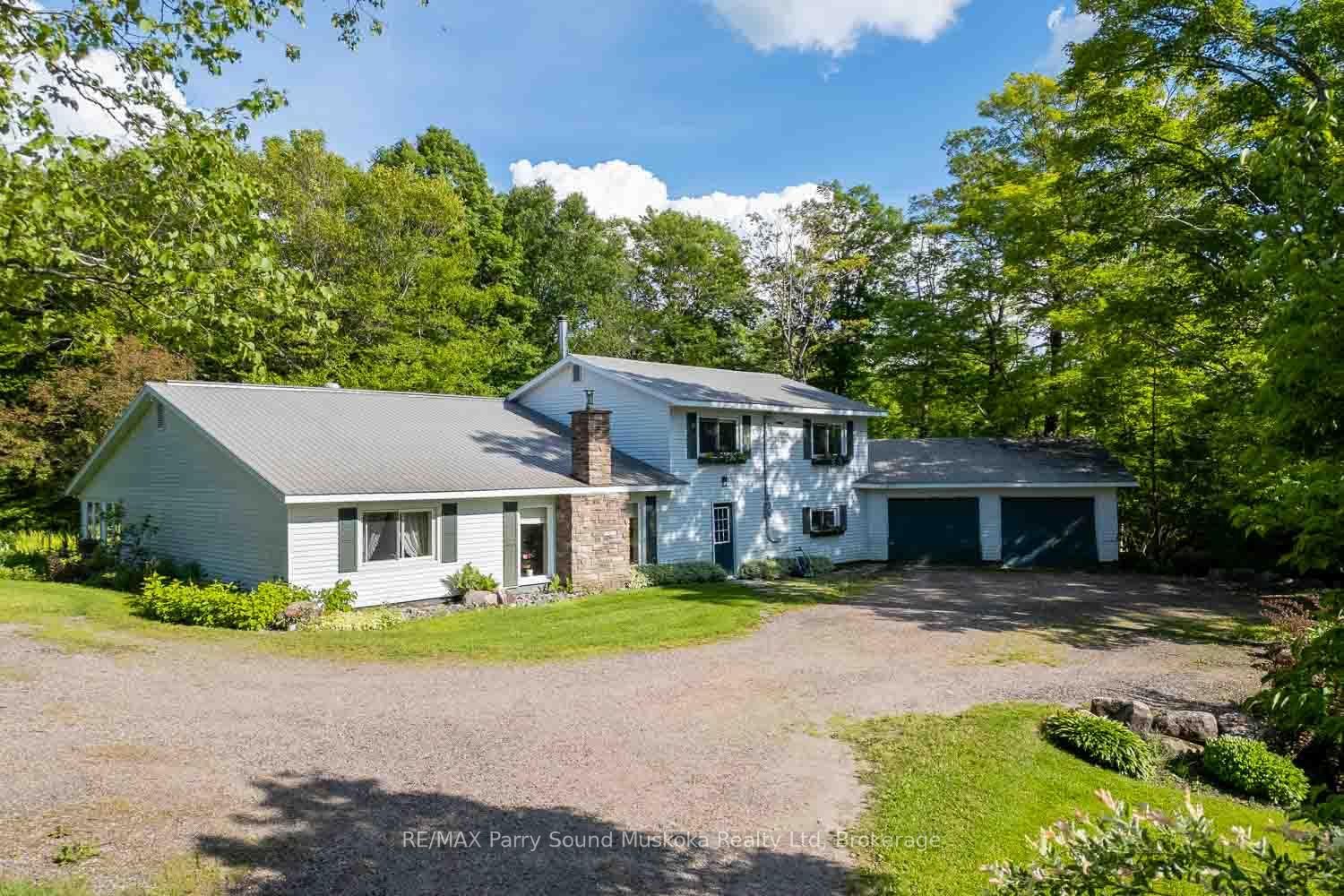 1284 South Horn Lake Road • Ryerson, ON photo 19