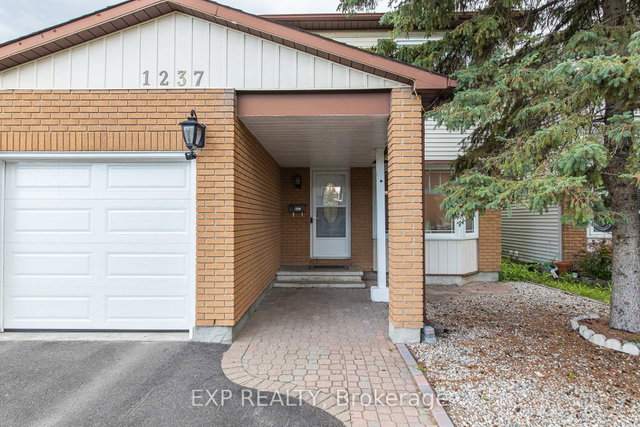 1237 Cedarcroft Crescent