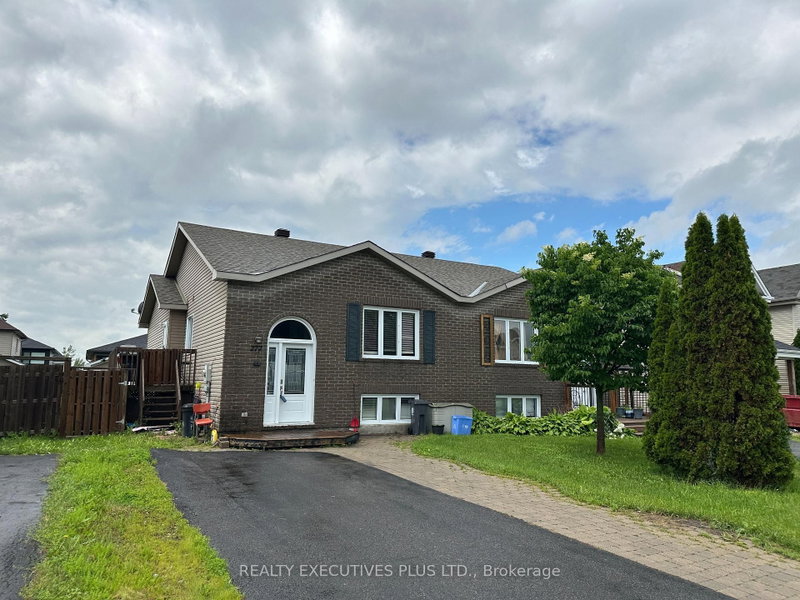 home for sale on 277 Trillium Circle