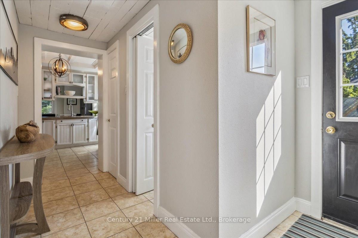 585 Dundas Street E • Hamilton, ON photo 14
