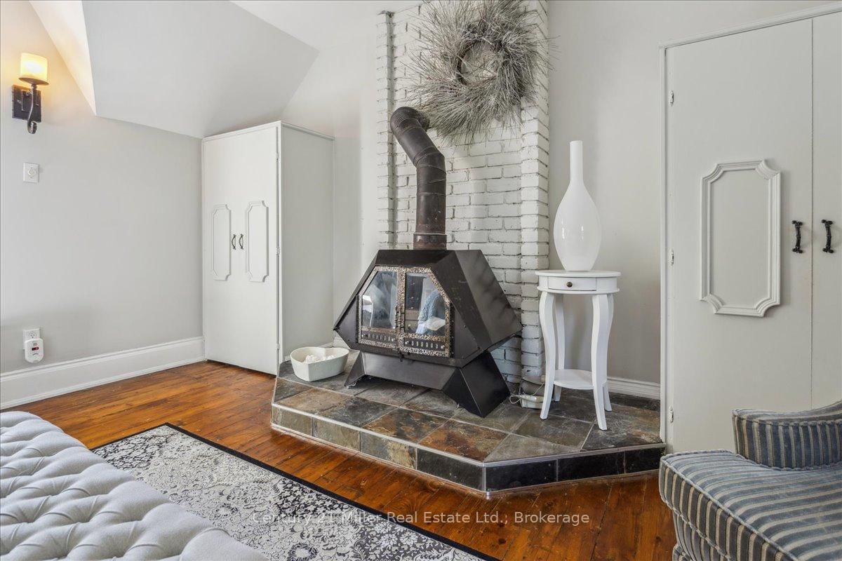 585 Dundas Street E • Hamilton, ON photo 25