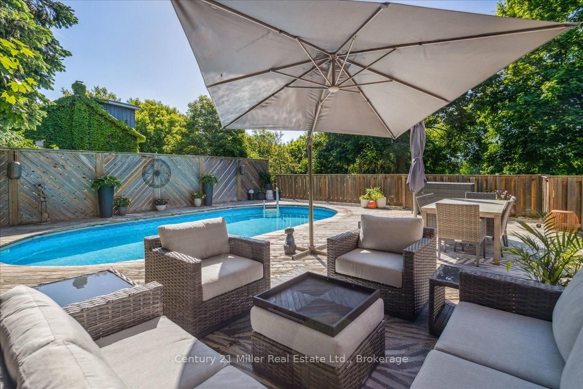 585 Dundas Street E • Hamilton, ON photo 37