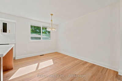 72 Prince Charles Drive • St. Catharines, ON photo 8