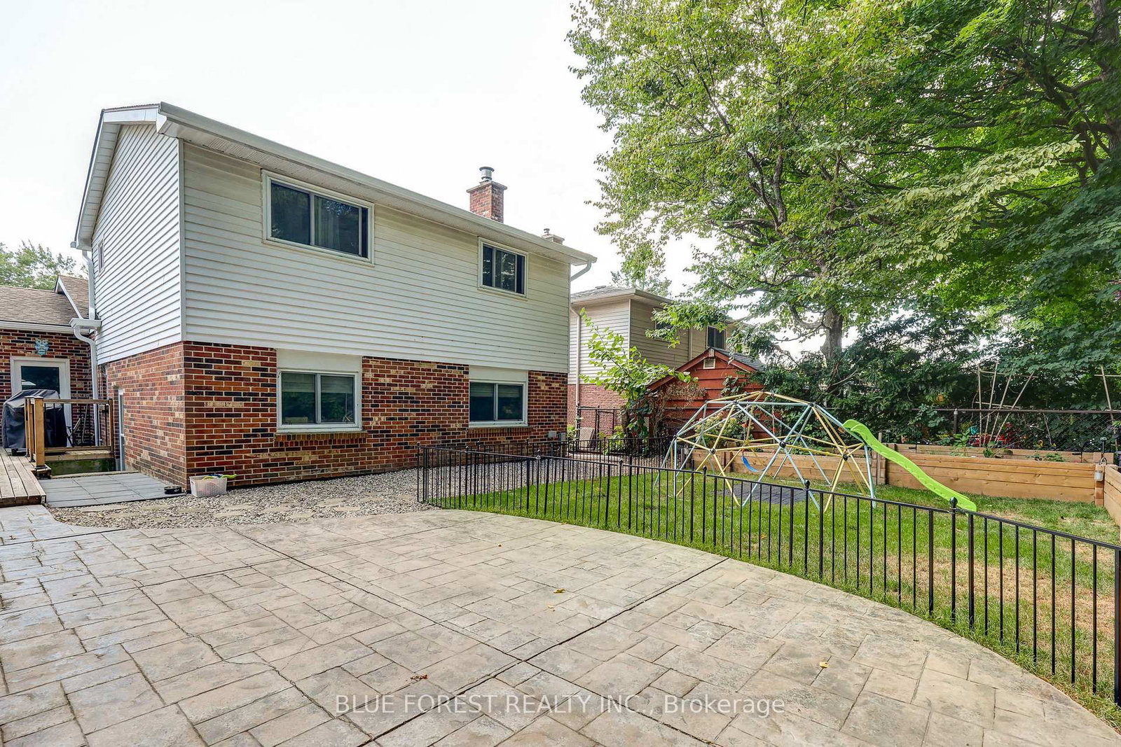 219 Worthington Avenue • London South, ON photo 43