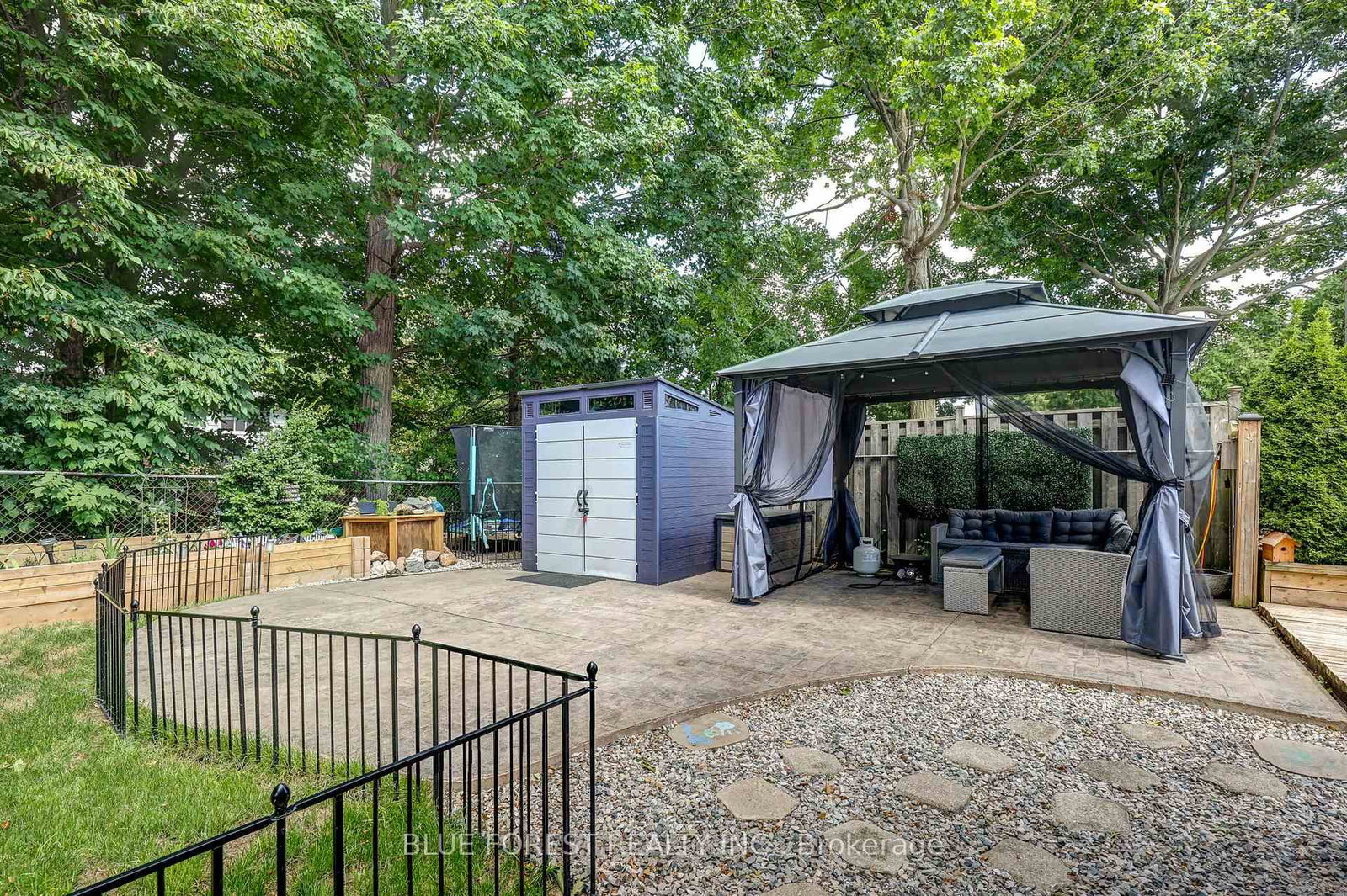 219 Worthington Avenue • London South, ON photo 44