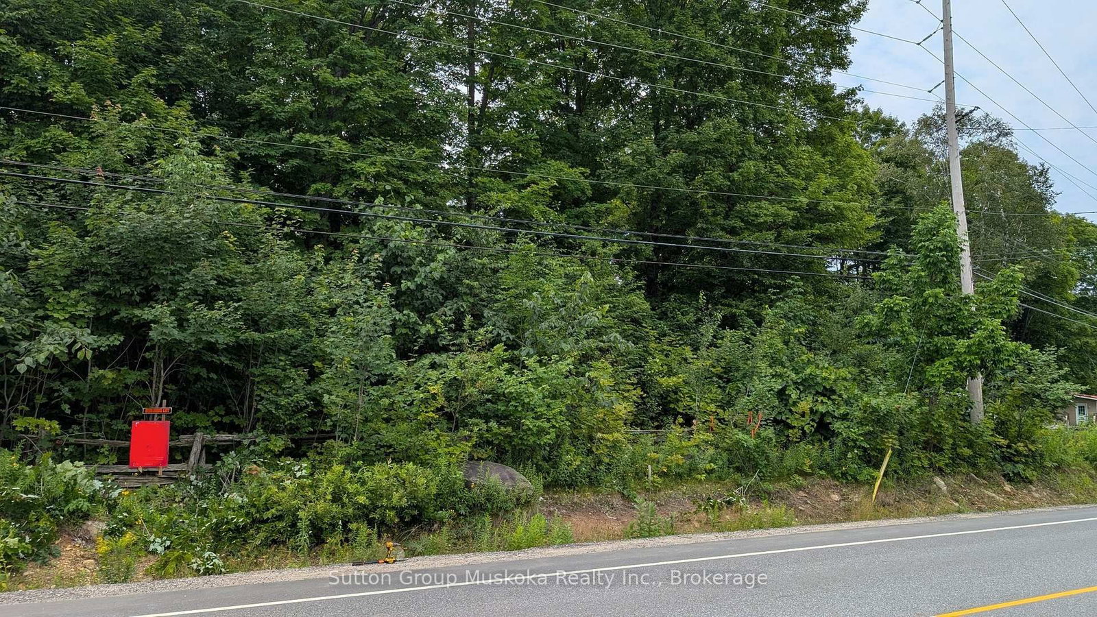 837 Aspdin Road • Huntsville, ON photo 6