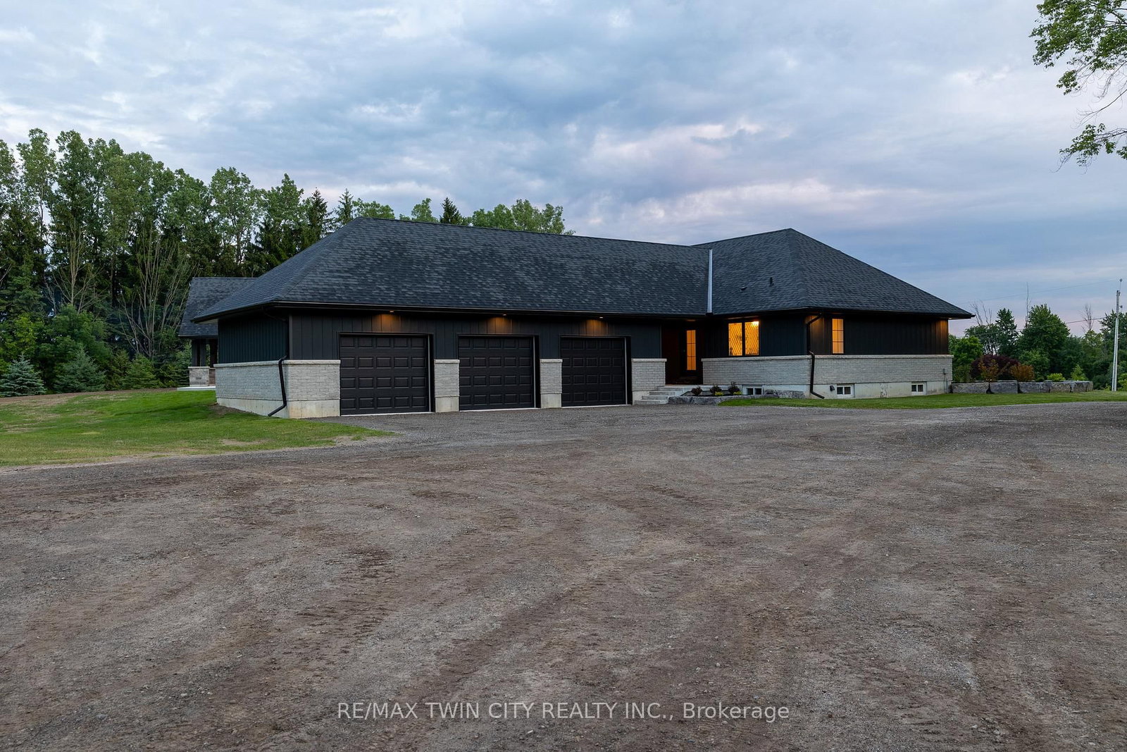 88 ETONIA Road • Brant, ON photo 11