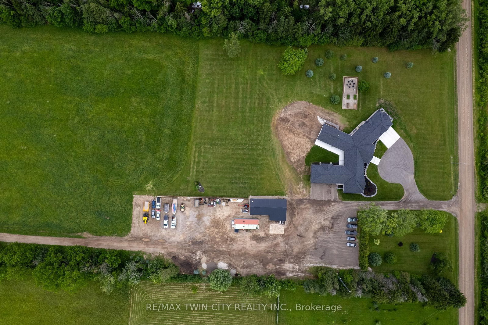 88 ETONIA Road • Brant, ON photo 13