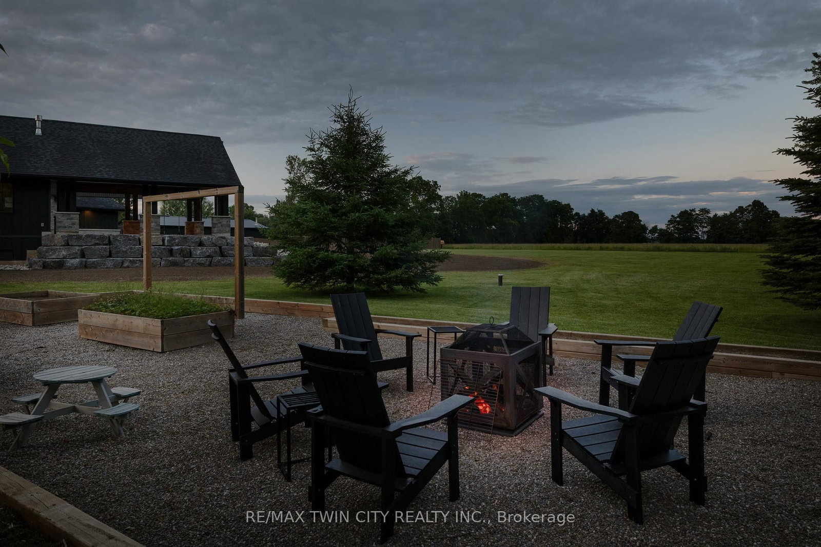 88 ETONIA Road • Brant, ON photo 14