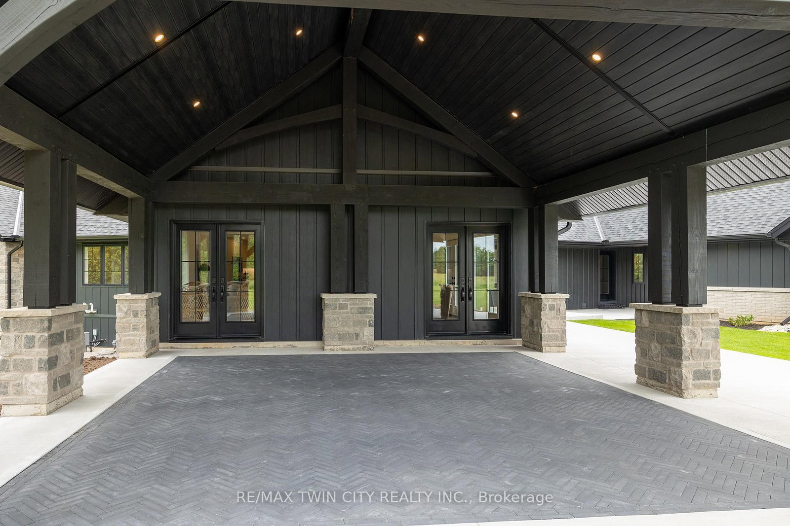 88 ETONIA Road • Brant, ON photo 20
