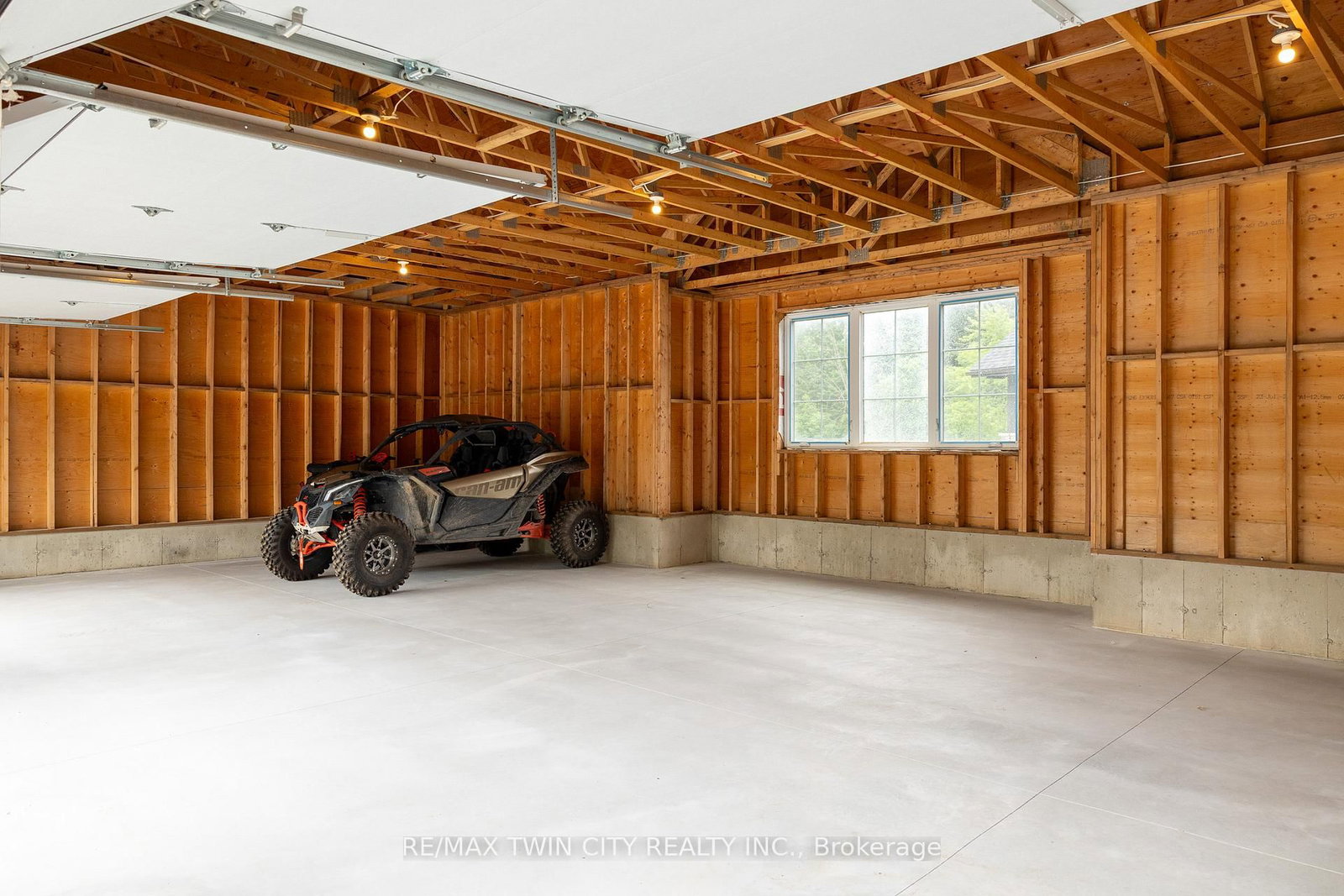88 ETONIA Road • Brant, ON photo 47