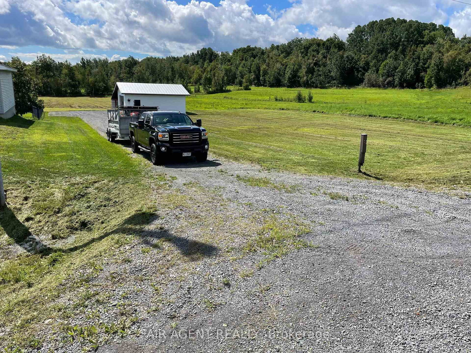 2130 Du Golf Road • Clarence-Rockland, ON photo 7