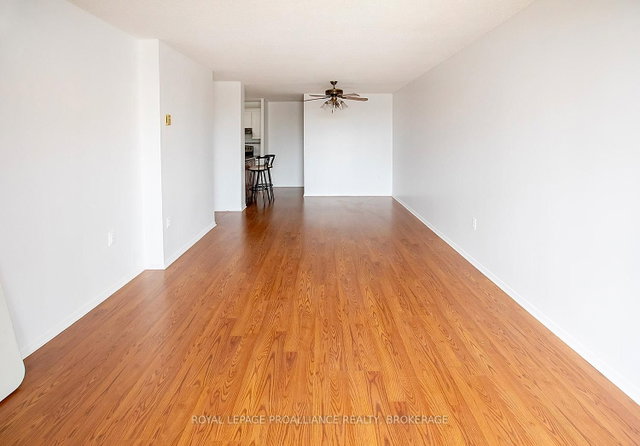 305 - 120 Barrett Court