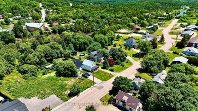 203 John Street • Eganville, ON photo 2
