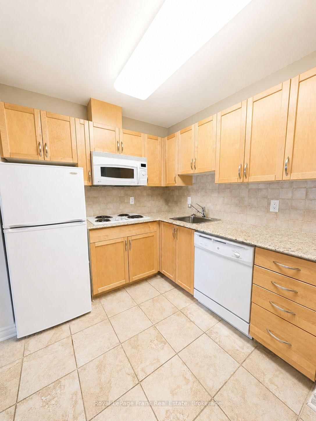 240 Chapel Street • #425 • Cobourg, ON photo 7