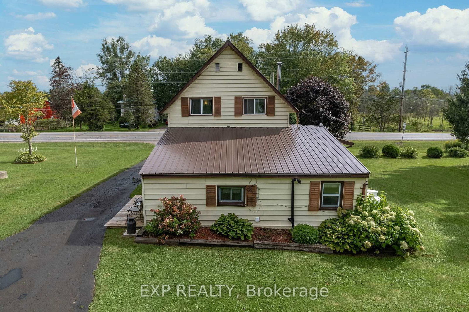 21331 Loyalist Parkway • Prince Edward County, ON photo 18