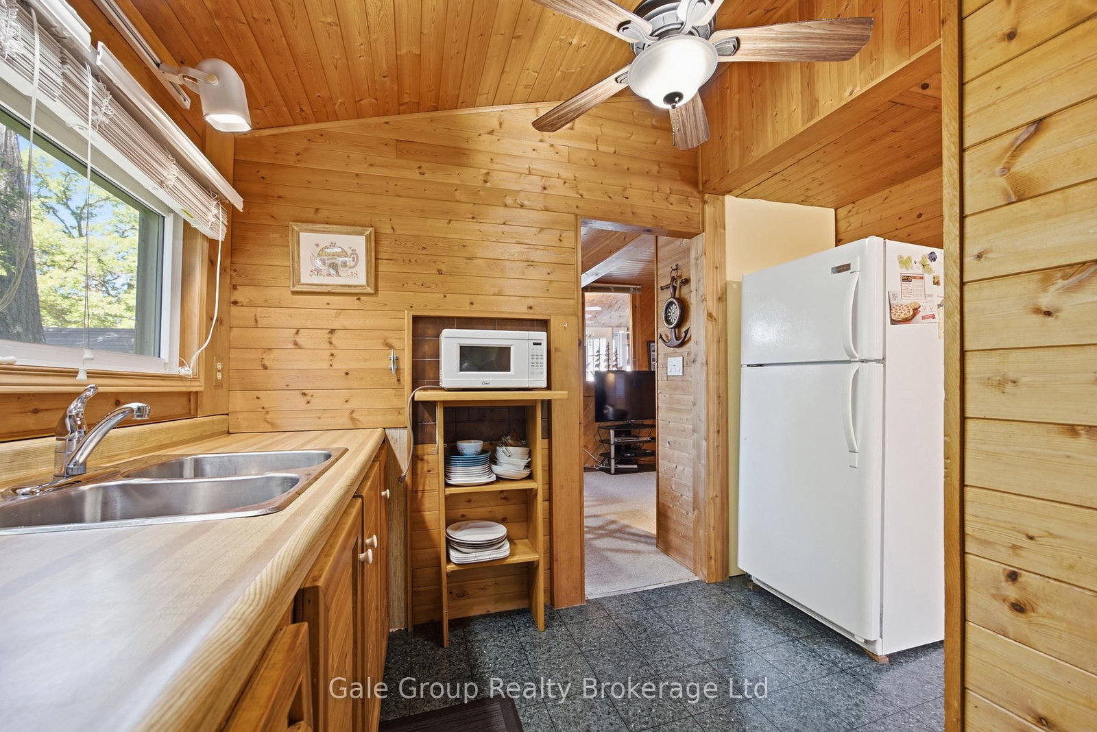 26 Woodward Avenue • Lambton Shores, ON photo 17