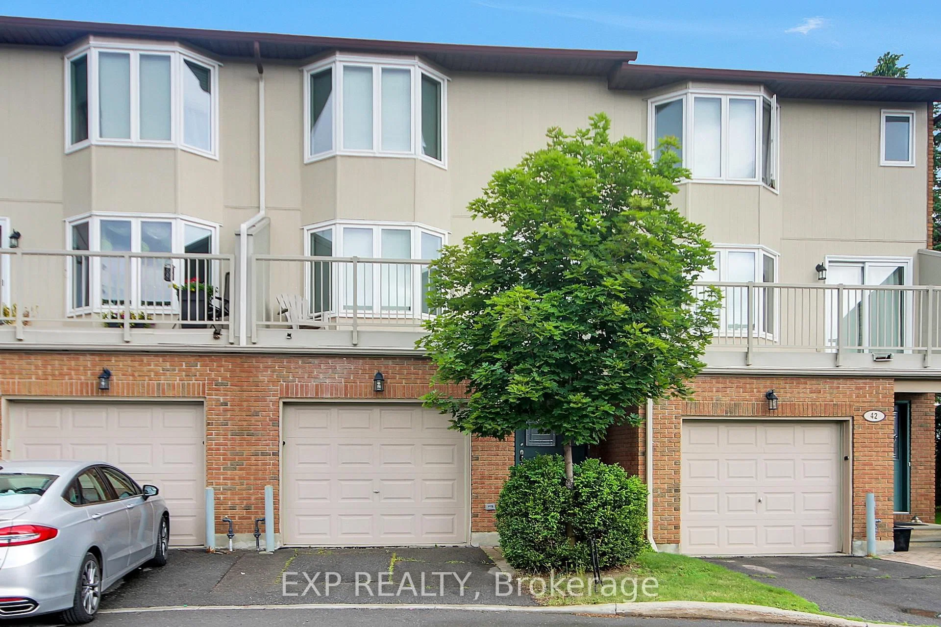 20 - 40 Huntview Private, Ottawa, ON