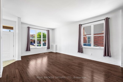 43 Claridge Drive — photo 5