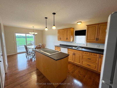 10 Holland Avenue — photo 5
