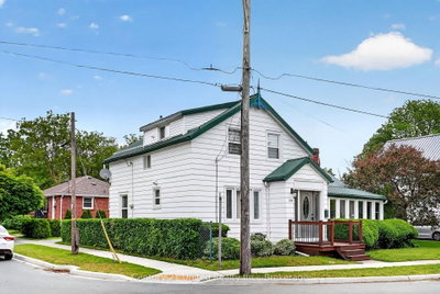 190 Blake Street • Cobourg, ON photo 2