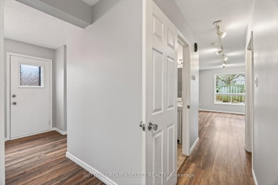 461 Cleveland Avenue • London South, ON photo 5