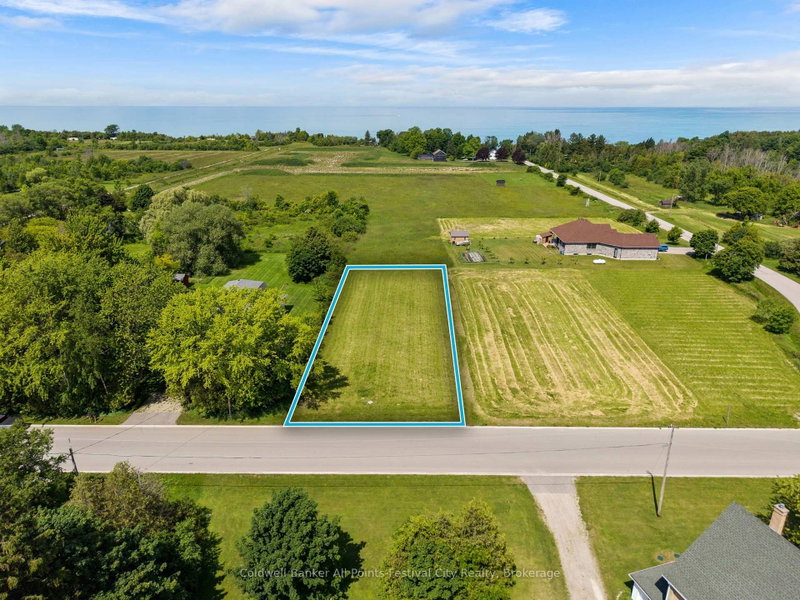 home for sale on 9 Wellington Street S